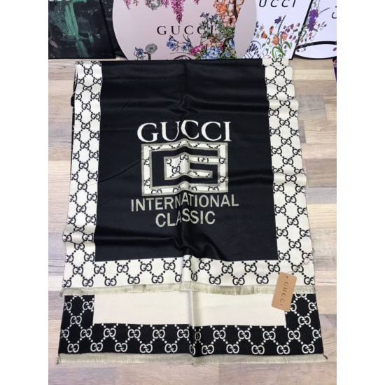 Палантин Gucci с логотипом черный