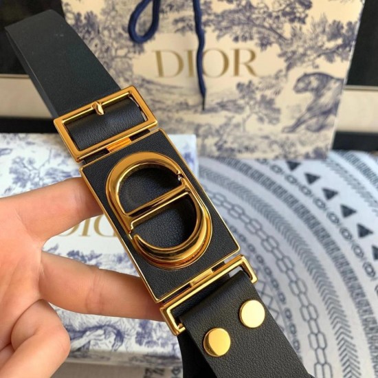 Ремень Dior чёрный с золотистой квадратной пряжкой