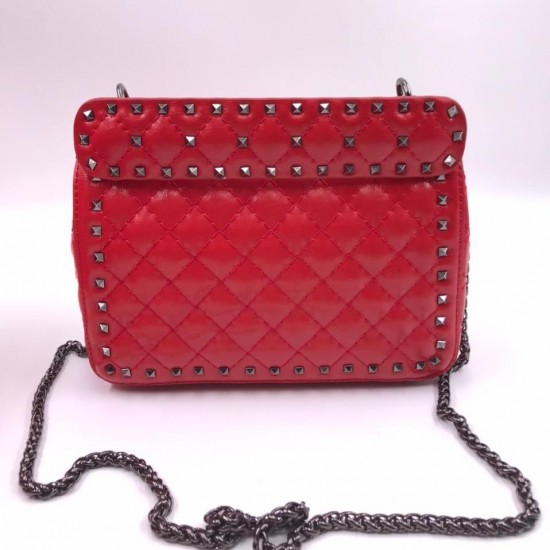 Сумка Valentino Roman Stud The Shoulder Bag красная