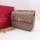 Сумка Valentino Roman Stud The Shoulder Bag капучино