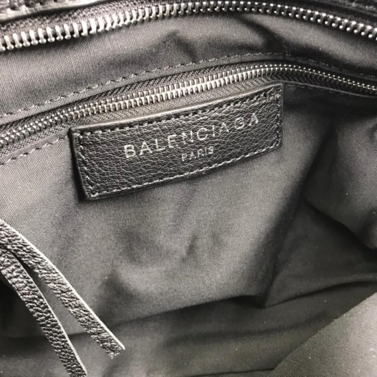 Сумка Balenciaga Neo Classic City S