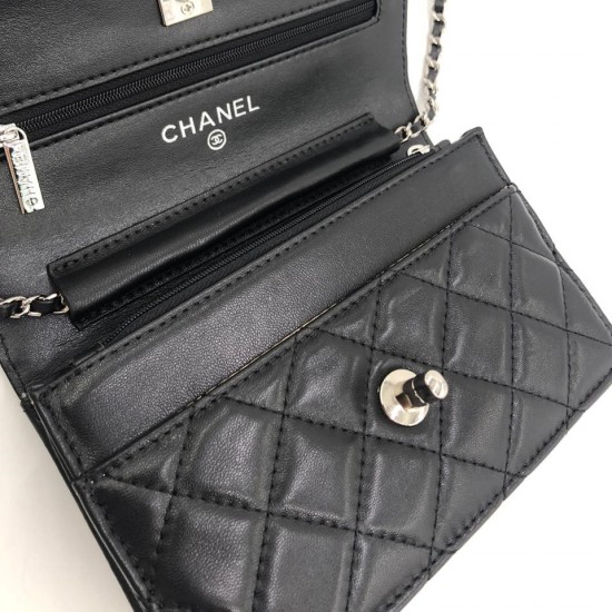 Сумка CHANEL 21 Flap Bag