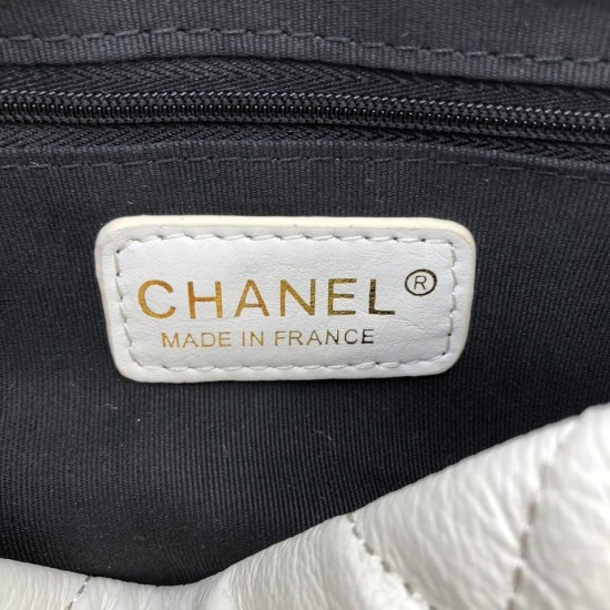 Сумка-тоут CHANEL 19 Flap Bag