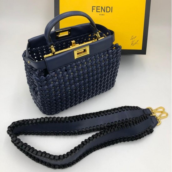 Сумка Fendi PEEKABOO ICONIC MINI