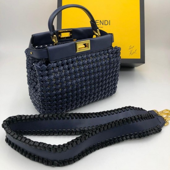 Сумка Fendi PEEKABOO ICONIC MINI