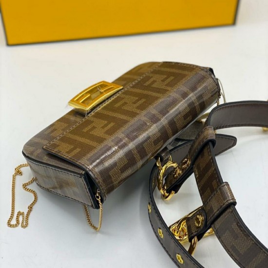 Сумка Fendi Baguette mini