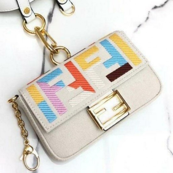 Сумка Fendi Baguette mini