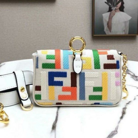 Сумка Fendi Baguette mini