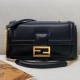 Сумка на плечо Fendi Baguette черная