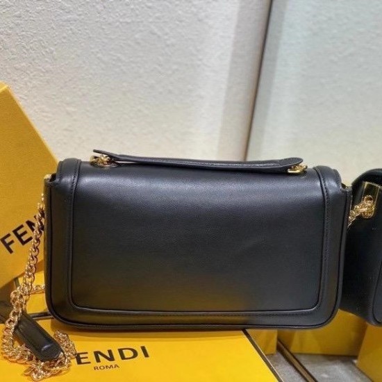 Сумка Fendi BAGUETTE CHAIN чёрная