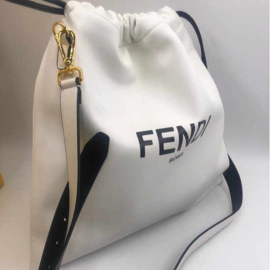 Клатч Fendi Pack белый