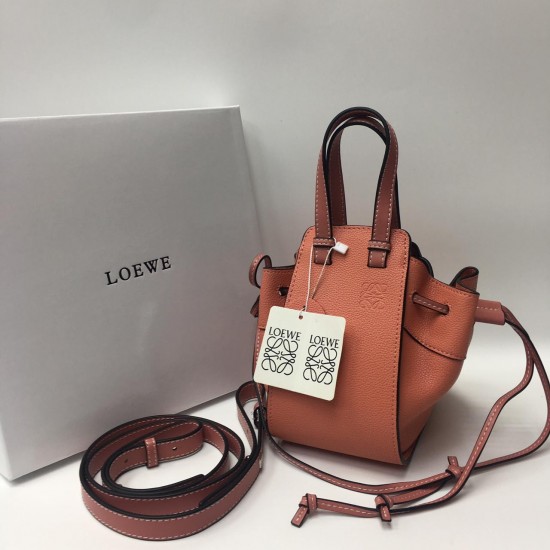 Сумка LOEWE Hammock mini