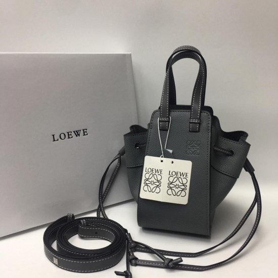 Сумка LOEWE Hammock mini