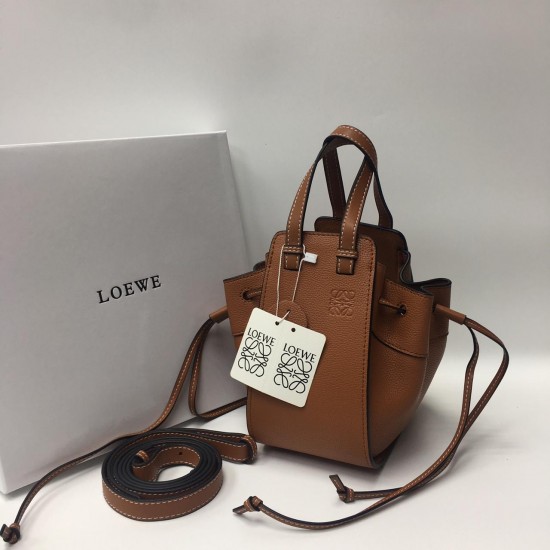 Сумка LOEWE Hammock mini