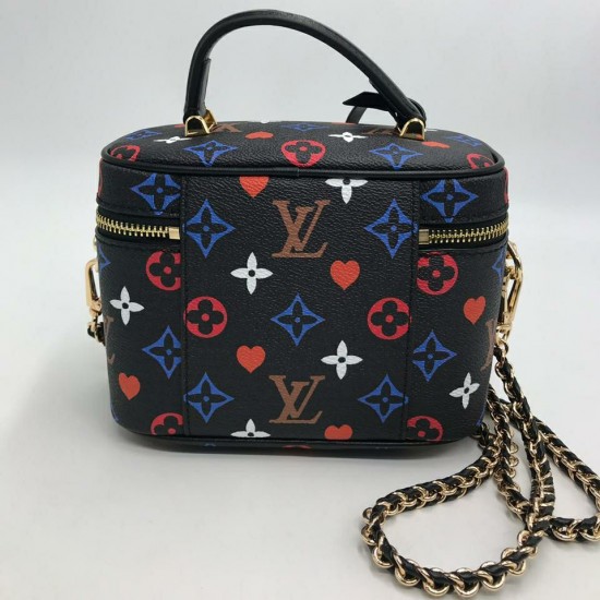 Сумка Louis Vuitton VANITY PM