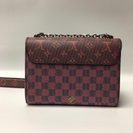 Сумка Louis Vuitton Twist