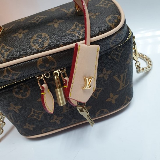 Сумка Louis Vuitton SAINTONGE