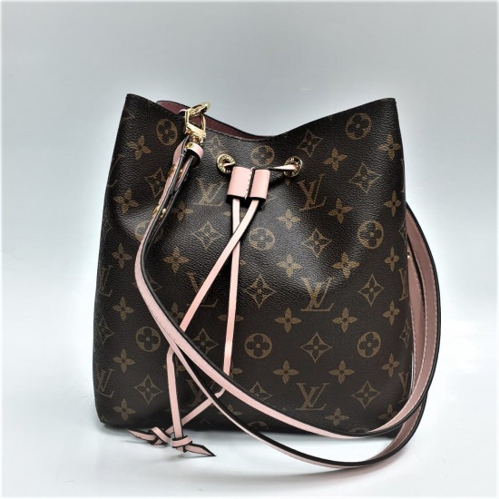 Сумка Louis Vuitton NEONOE MM