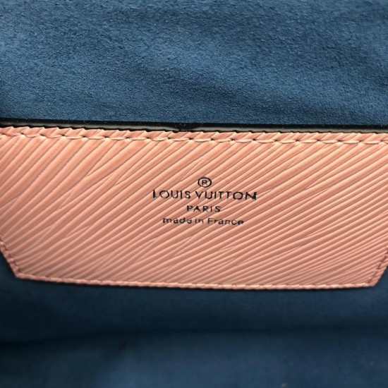 Сумка Louis Vuitton TWIST MM