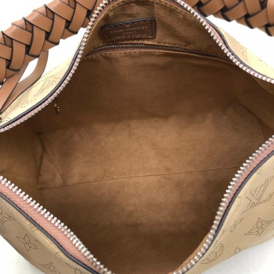 Сумка Louis Vuitton BEAUBOURG HOBO MM