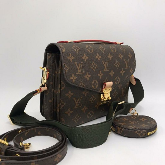 Сумка Louis Vuitton PETITE MALLE SOUPLE