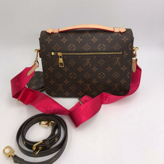 Сумка Louis Vuitton PETITE MALLE SOUPLE