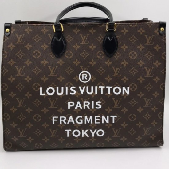 Сумка-тоут Louis Vuitton Onthego с монограммой