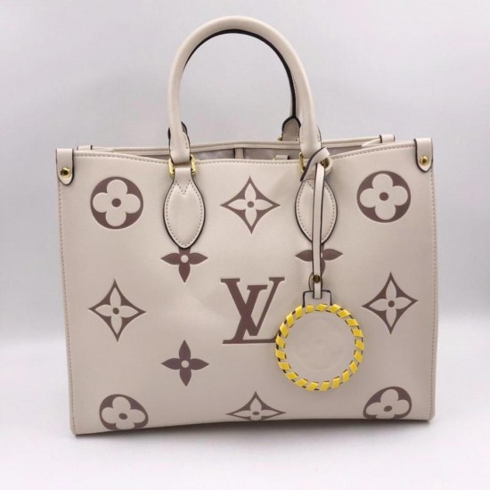 Сумка Louis Vuitton Onthego MM кремовая