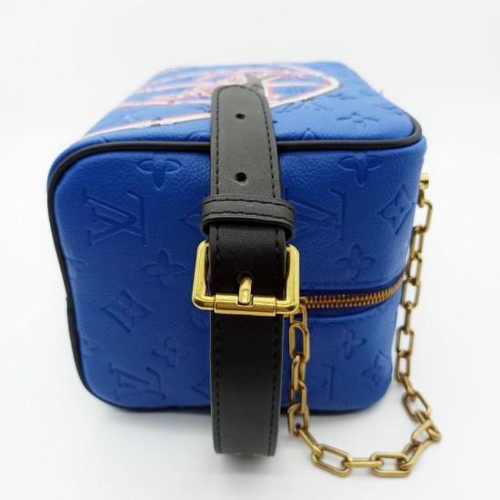 Сумка Louis Vuitton х NBA из кожи Monogram Shadow синяя