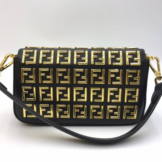 Сумка Fendi Baguette и Versace La Medusa чёрная